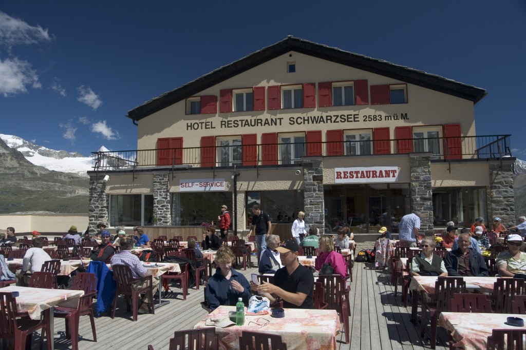 Hotel_Restaurant_Schwarzsee