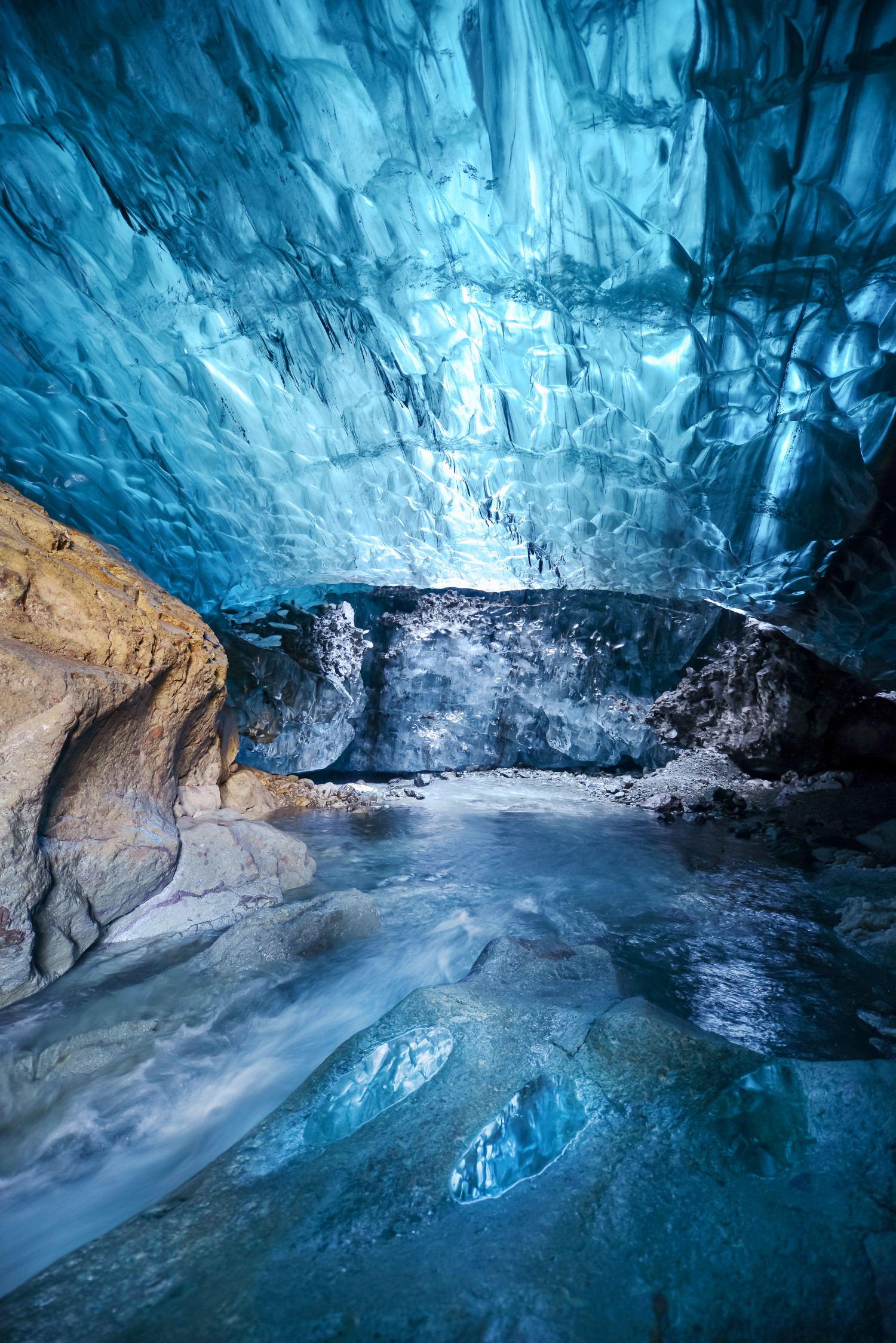 Inside The Ice Caves Of Vatnajökull, Iceland’s Largest Glacier