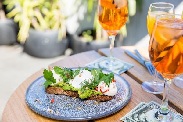 fargo and co bottomless brunch what to do in melbourne this easter long weekend