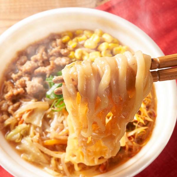 7-eleven-japan-noodles-miso-ramen